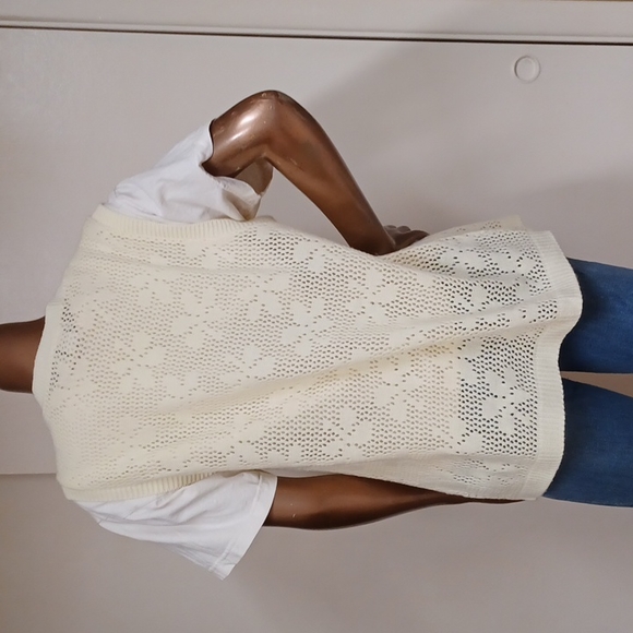 Grannycore Improved Living Floral Sweater Vest - Picture 3 of 4